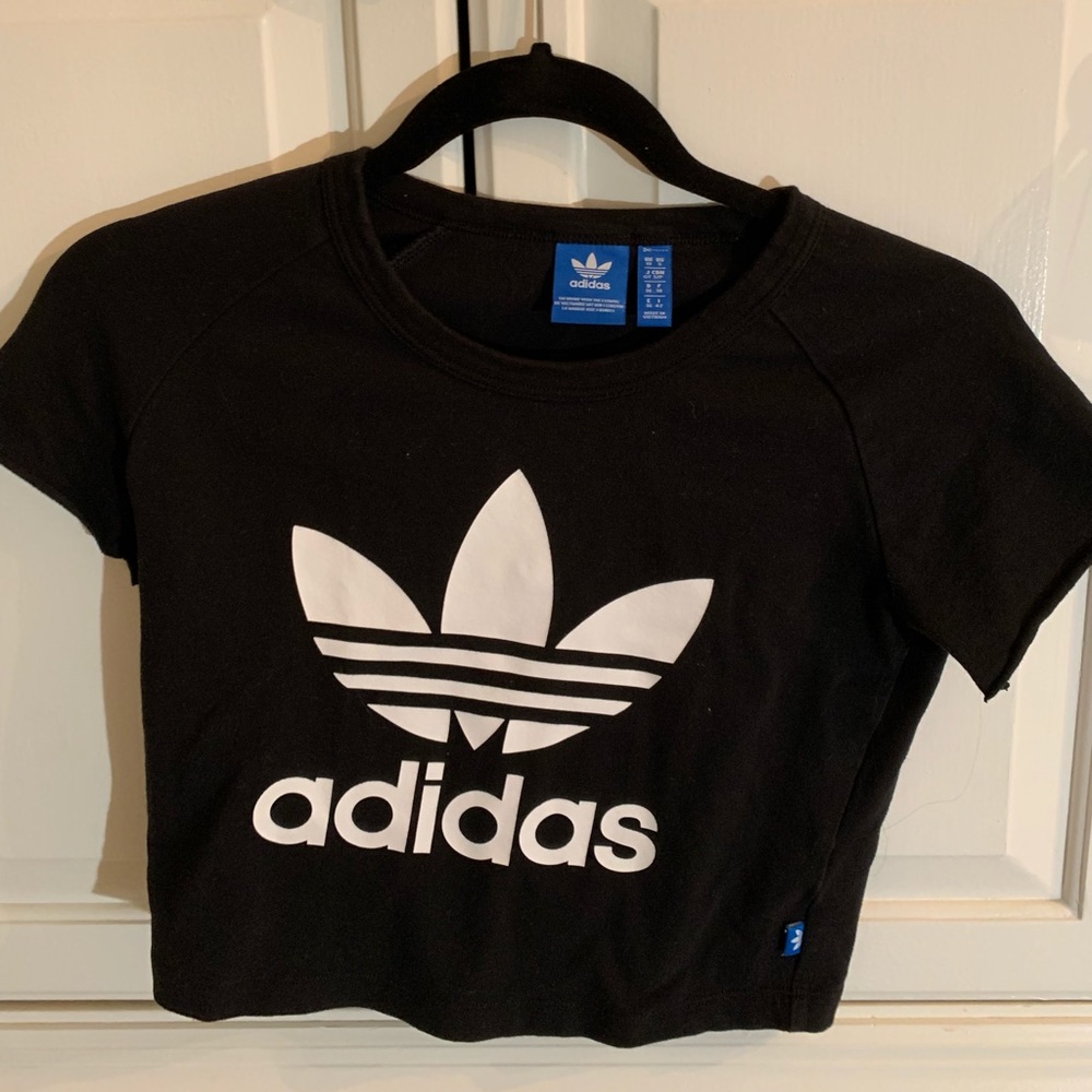 ✫ adidas black crop top ✫